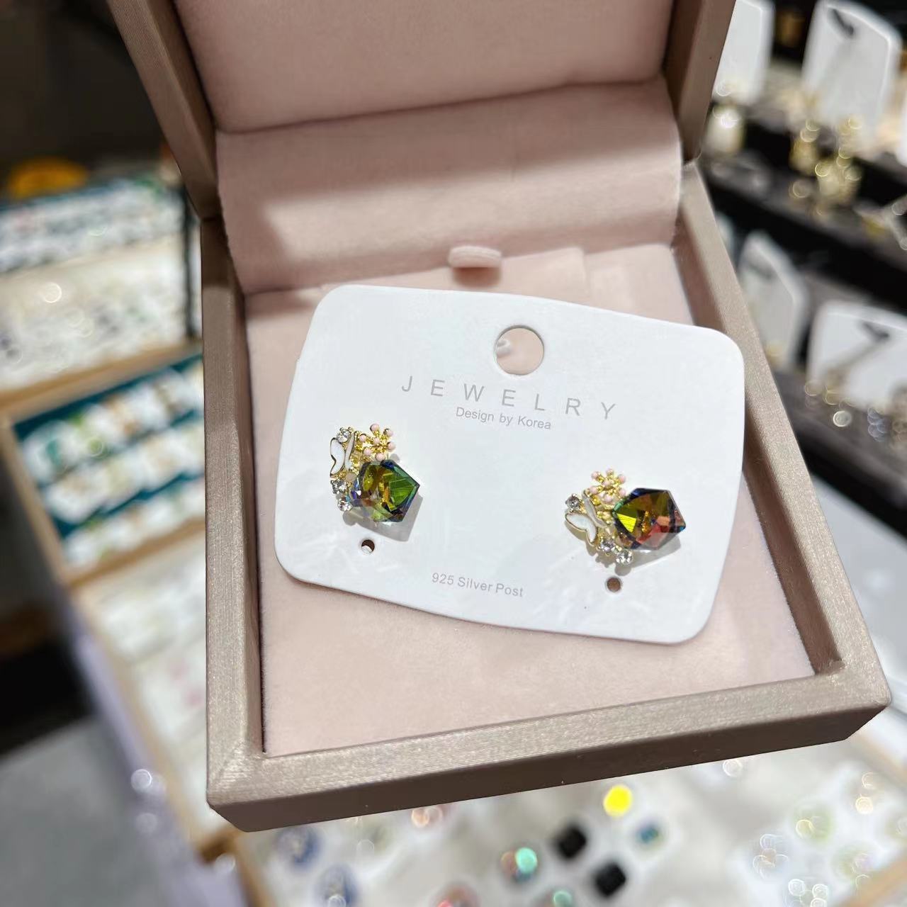 

BLINGBAY новые женские серьги, модные популярные серьги с маленьким цветком, красочные серьги с градиентом воды, современные ювелирные изделия, подарки