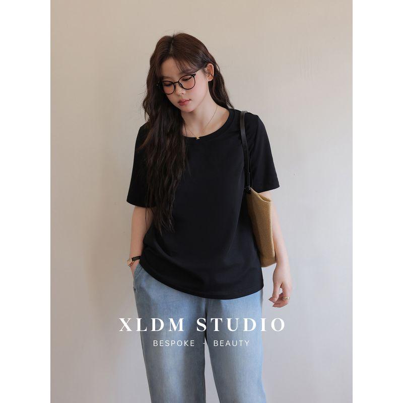 

Plus Size Women s Thread Basic Autumn and Winter Pure White Neckline Minimalist Black Round Neck (Ready in Stock) 4XL