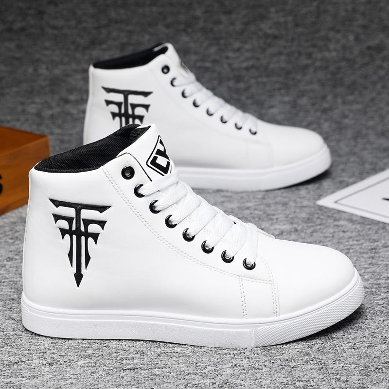 Men's Board Shoes, Thick Soles for Wear Resistance, Anti-Slip and Easy To Wear, Available in Large Sizes
