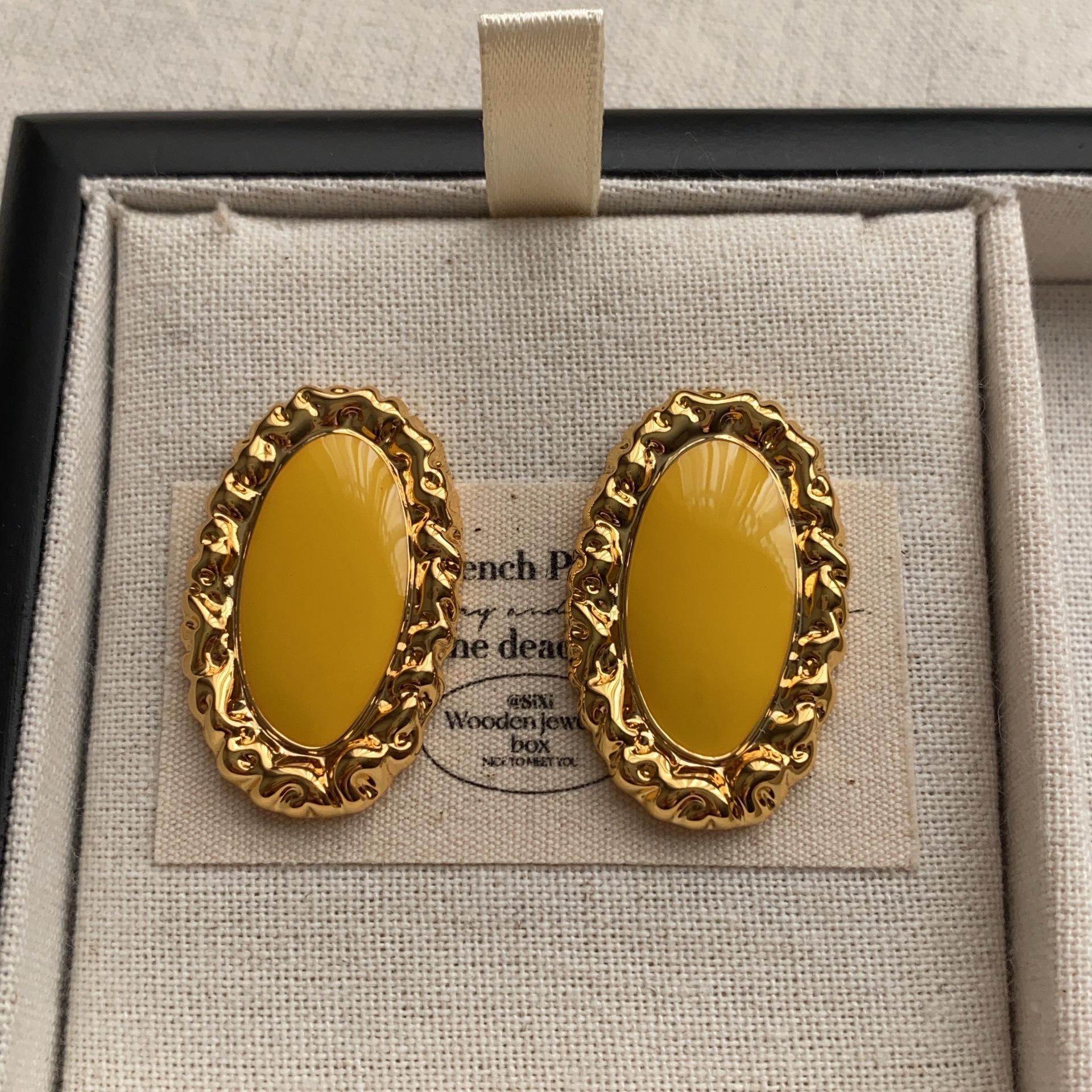 

Vintage court oval stud earrings stud earrings design sense flower exquisite earrings