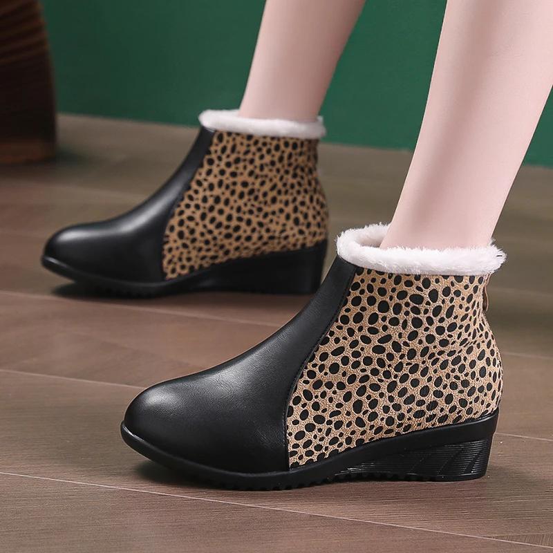 Pu Leather Ankle Women Fashion Boots Winter New 2025 Trend Leopard Print Wedges Designer Short Plush Warm Cozy Women Shoes Mujer
