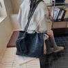 Women's Large Capacity Crossbody Bucket Bag - Chic, Simple, Daily Commute Shoulder Bag with Light Luxury Design