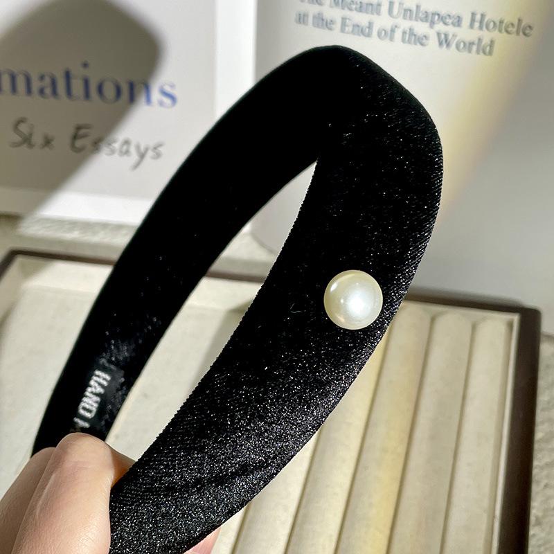 French Elegance Black Series Pearl Headband with Teeth - Autumn/Winter Collection