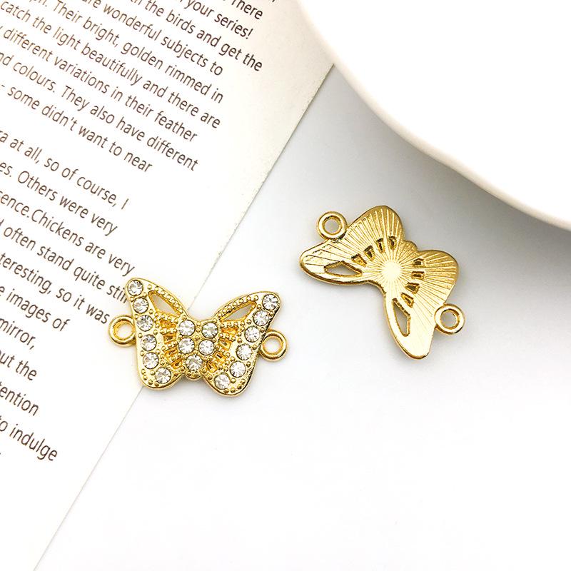 

Handmade Rhinestone Butterfly, Swan & Elephant Pendant (Pack of 5)