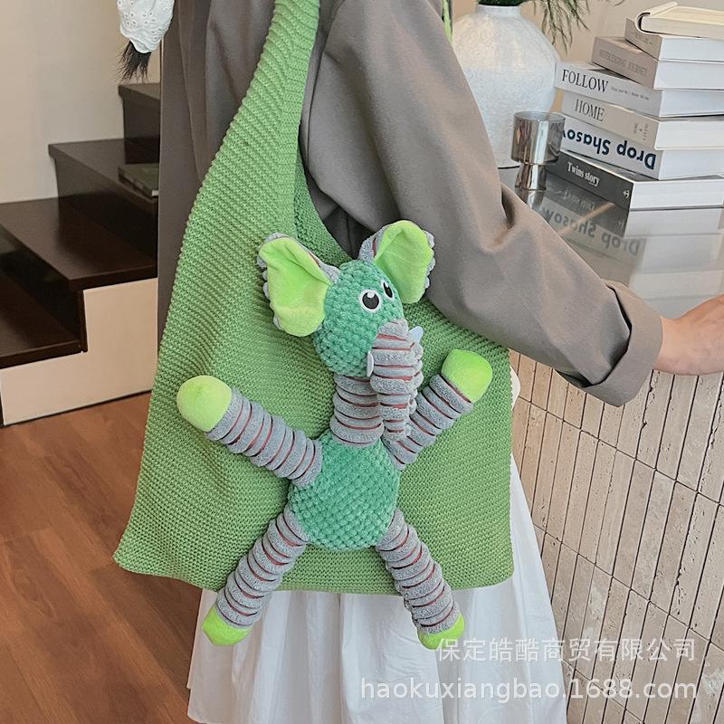 Lazy Wind Big Bag Women's 2025 New Trendy Fashion Knitted Shoulder Bag Large Capacity Commuter Tote Bag