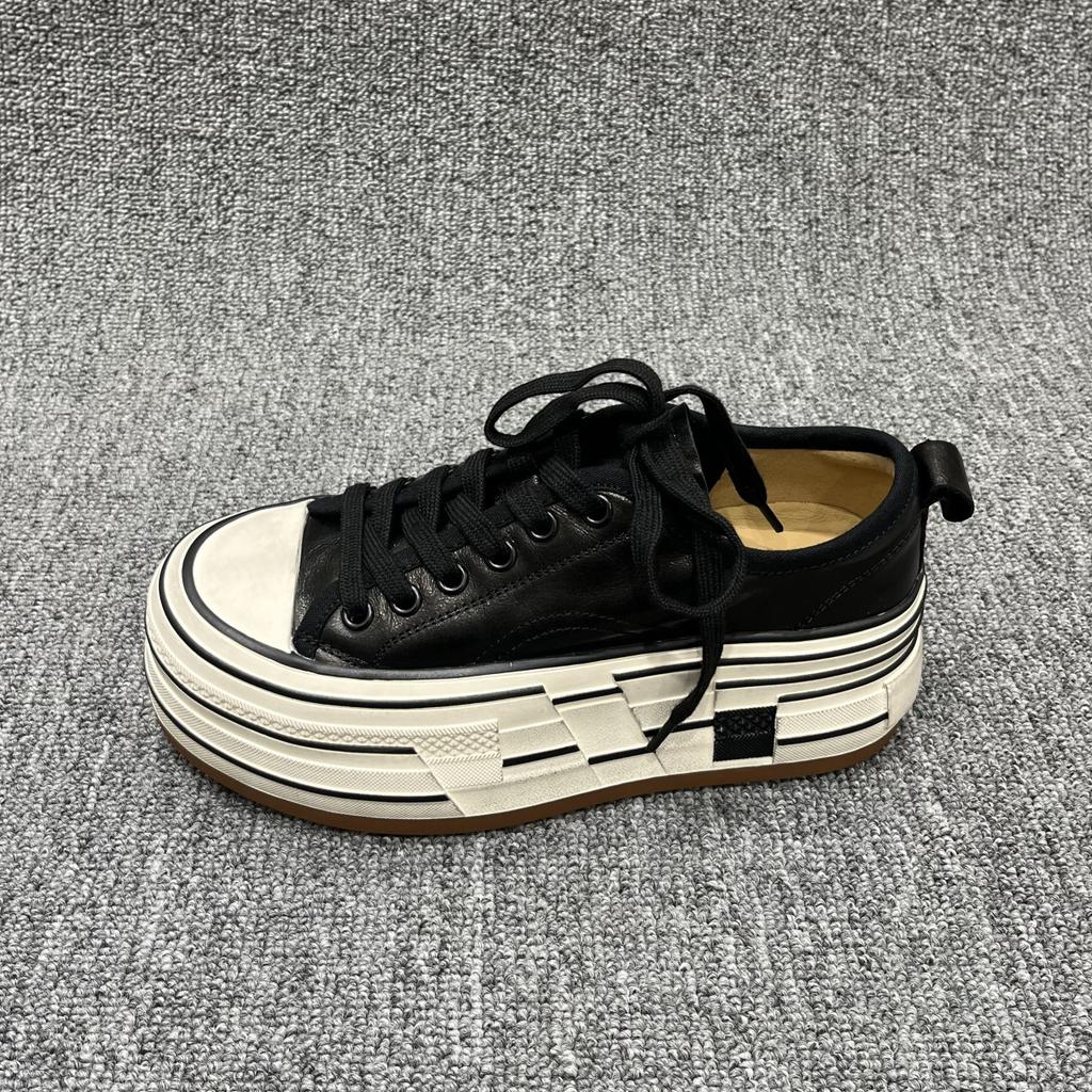 European station 2025 autumn new women's shoes platform muffin shoes casual sports lace-up heightening board shoes European single shoes