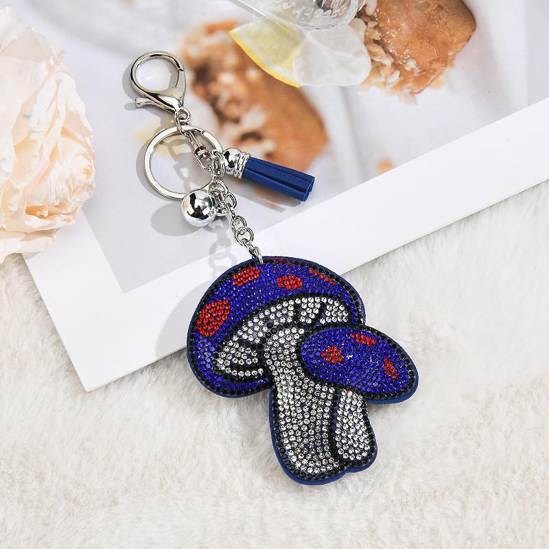 Fashion Sparkling Water Diamond Embellished Keychain Creative Ball Pendant For Gift Giving