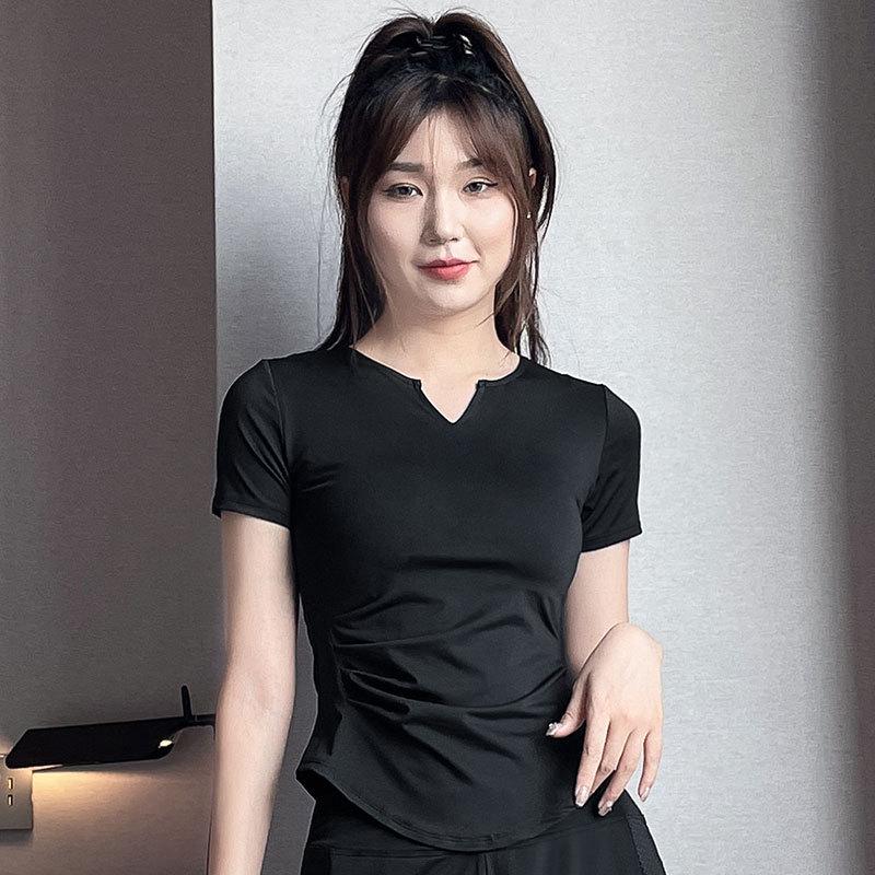 Women's Summer 2025 Slim Fit Ice Silk Sportswear Set: Quick-Dry Top & Fitness Shorts