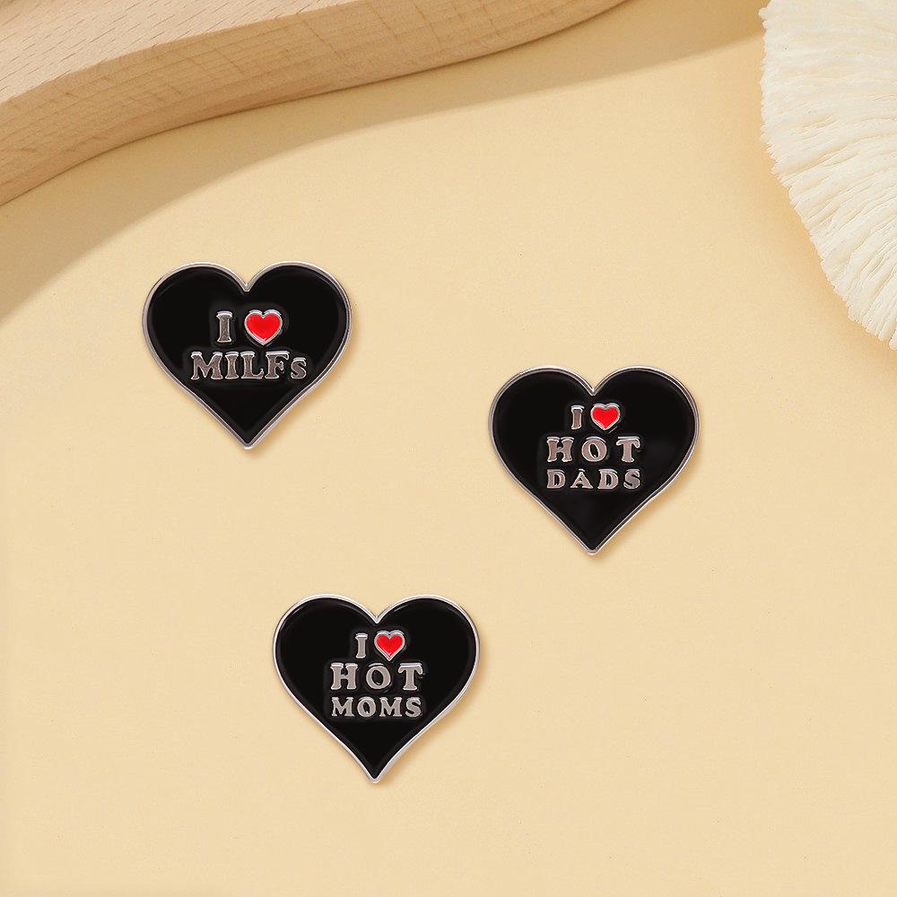 

3pcs New Creative Black Heart letter alloy brooch dress sleeve clothes backpack accessories badges birthday gift