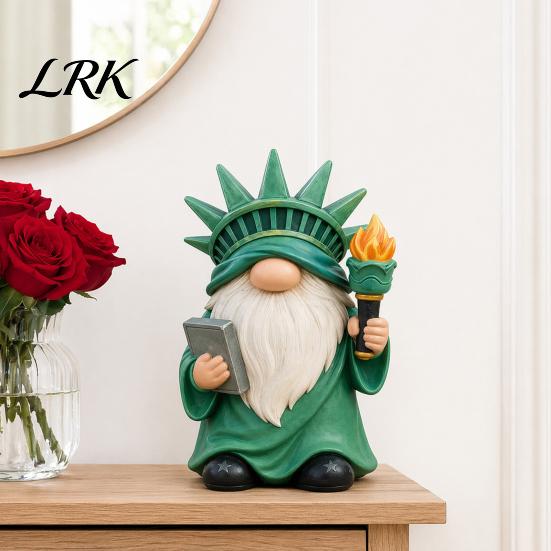 American Celebration Garden Art Patriotic Gnome Statue, 250th Anniversary Independence Day Decor, Resin Red White All Season Outdoor Decoration