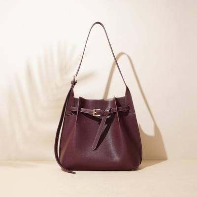 Early Autumn Shoulder Leather High-end Slanted Bag for Women's Large Capacity Versatile Commuter Bucket Bag