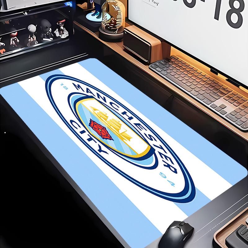 Manchester City Fußballclub Thema Premium Rutschfestes Mauspadd mit Genähten Kanten, Strapazierfähiges Gummi-Material, für Schreibtisch & Gaming Tolle Geschenke