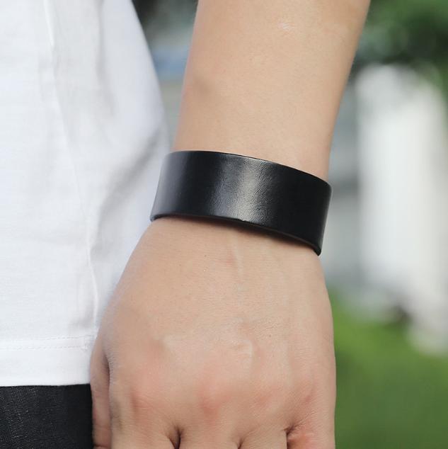 Stylish Simple Black Leather Punk Bracelet 23cm