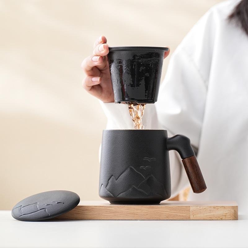 Ceramic Tea Brewing Cup: Coarse Pottery Personal Mug with Engraving - Perfect for Office or Souvenir Gift