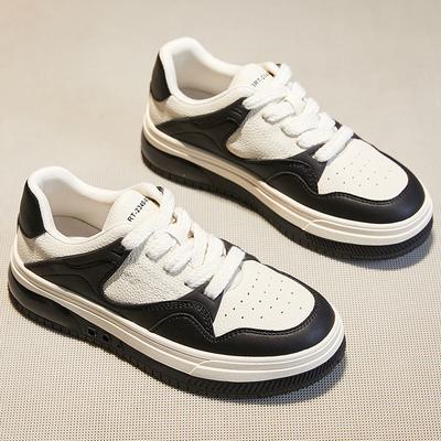 Sapatos Brancos Pequenos Sapatos de Couro Femininos Outono Novo Sapatos Casuais de Sola Grossa Aumentados Tênis Brancos Versáteis Tênis