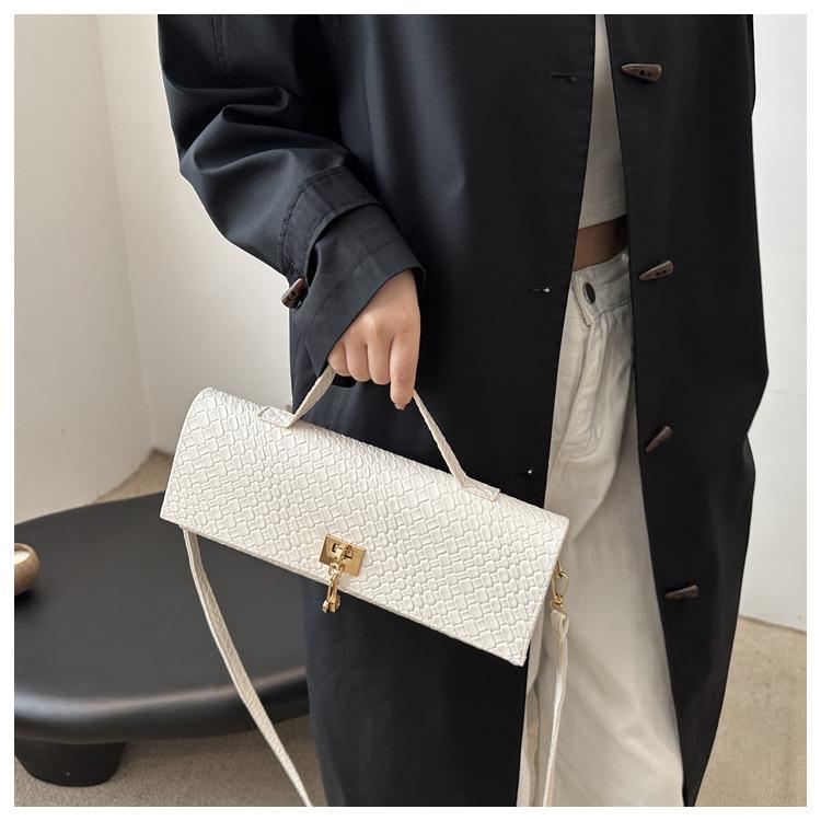 Textured Woven Faux Leather Shoulder Bag for Women Large Capacity Casual Crossbody Purse Trendy Daily Handbag CLE