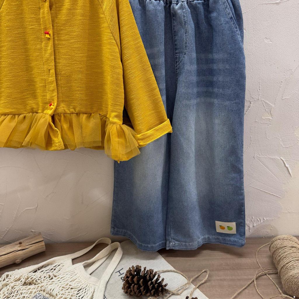 Girls' Two-Piece Korean Cardigan & Jeans Set