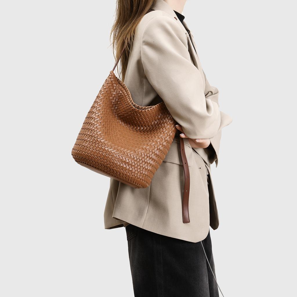 Borsa intrecciata a mano in pelle di mucca, Borsa a secchiello da donna di grande capacità, Borsa a tracolla crossbody casual per le vacanze