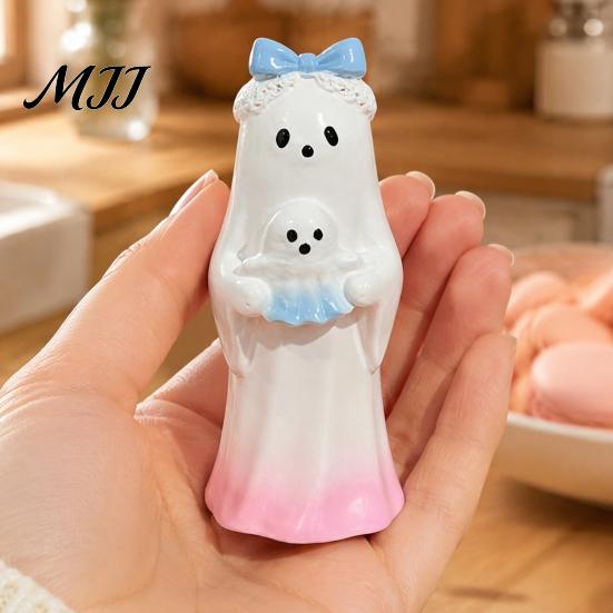 Desktop Decor for Halloween Cute Ghost Ornament, Resin Figurines with Cake/Cookie Small Statues Fireplace Design Home Holiday Party Decoration