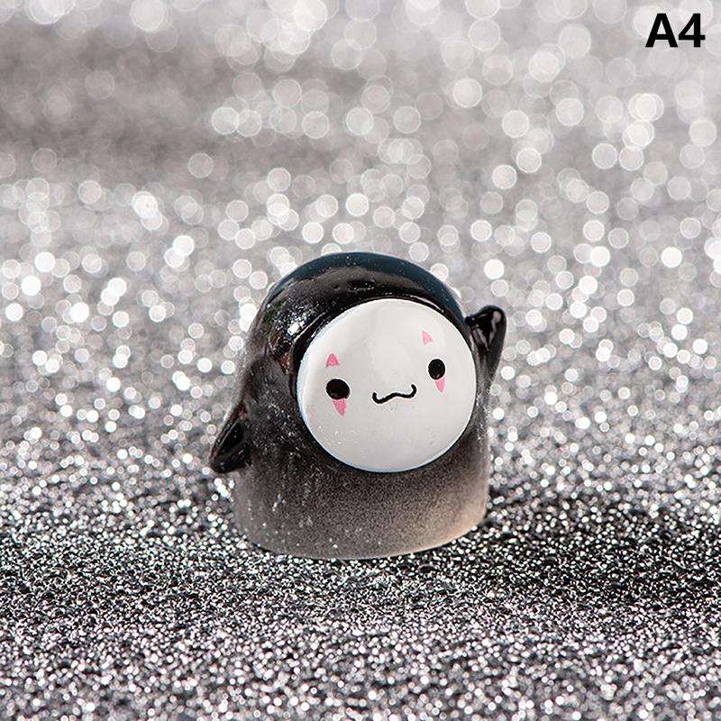 

Мініатюрна статуетка Мультфільм Безлика людина Привид Мікро Пейзаж Орнаменти для Хеллоуїна Прикраси Домашній офіс Декор кімнати для столу