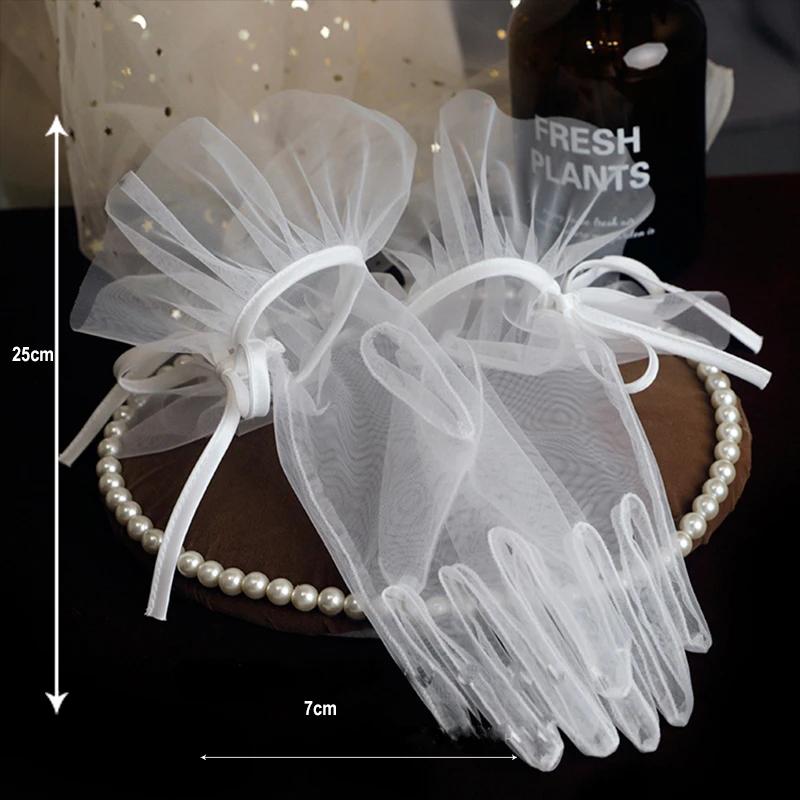Mănuși albe scurte subțiri din plasă de mireasă