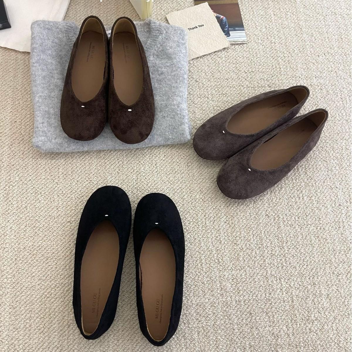 

2025 winter new round head suede soft sole soft sole foot cover suede versatile Doudou commuter women s shoes 39 коричневий