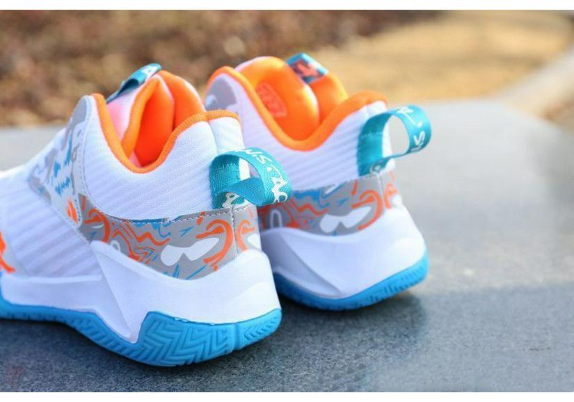 Men’s 2025 Breathable Flyknit Basketball Shoes with Thick Sole, Mid-High Top, Non-Slip Outdoor Sports Design