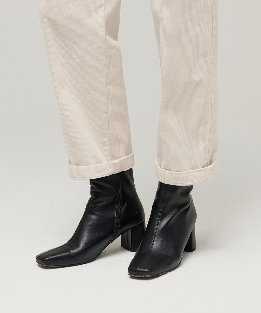 MUSINSA STANDARD WOMAN Women'S Tapered Corduroy Pants [Cream]