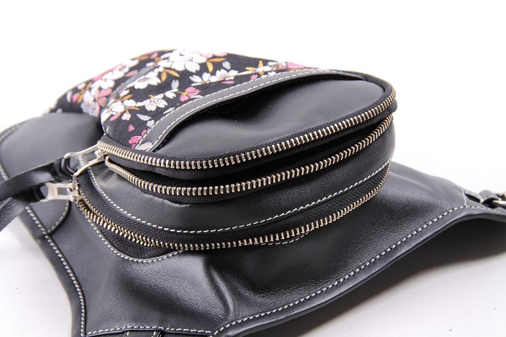 Degner Hanayama Motorcycle Holster for Neatly Holding a Long Wallet Bag, Kyozakura, Black, W-39K,