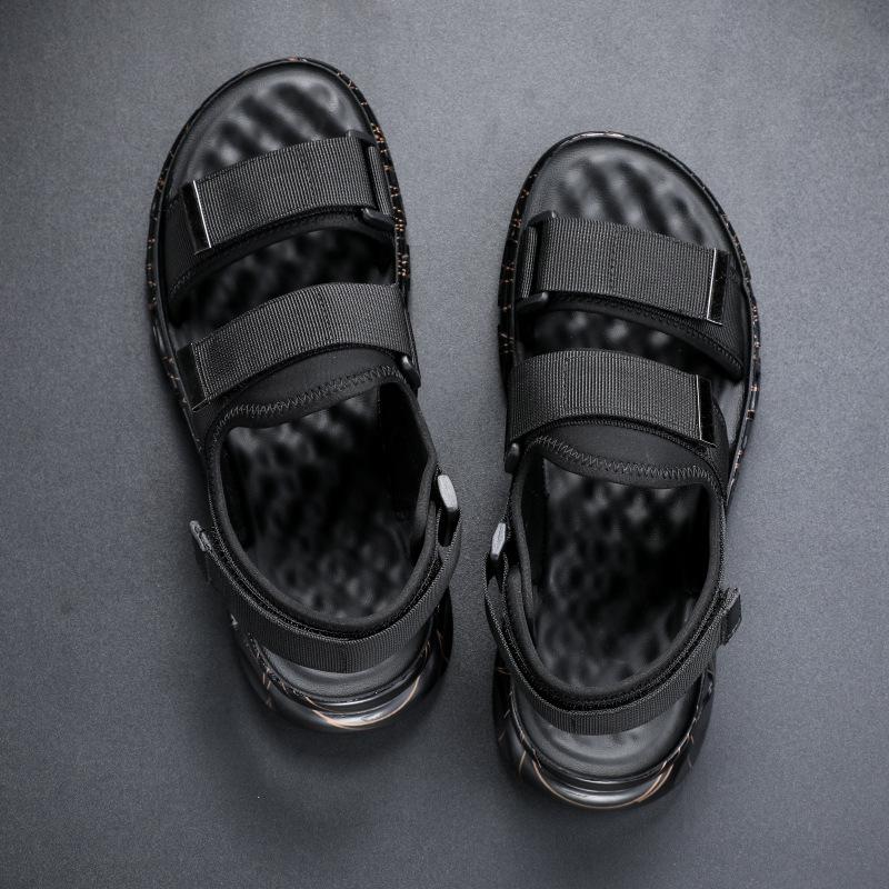 

Мужские сандалии лето 2025 новая корейская версия повседневная верхняя одежда для вождения двойного назначения волшебная пряжка нескользящие пляжные шлепанцы 38