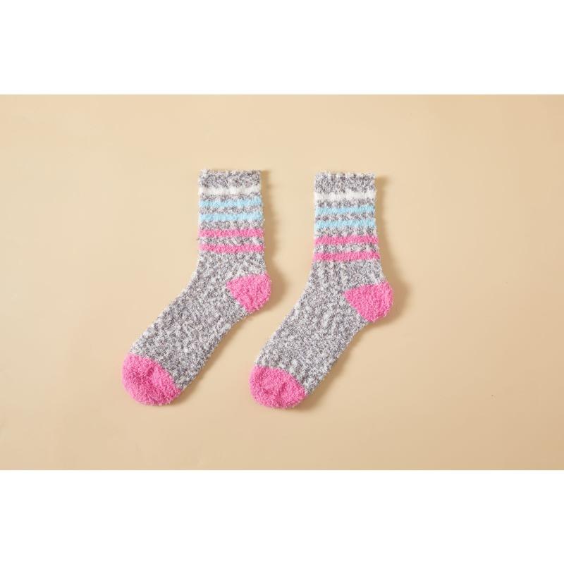 Women's Medium Tube Coral Fleece Socks with Stripes, No Hair Loss, Warm Confinement Floor Socks, Fixed Color Matching Grid