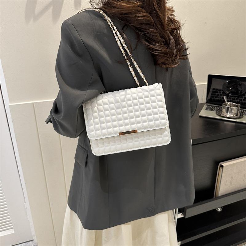 Chain bag women's autumn new small square bag fashionable and simple shoulder bag casual messenger bag women's bag