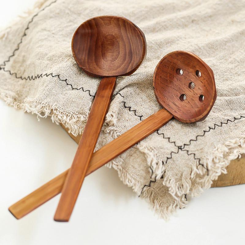 2 Pezzi Cucchiaio di Legno Cucchiaio per Zuppa Ramen Manico Lungo Mestolo da Cucina Colino per Hot Pot Cucchiaio da Servizio Legno Stoviglie Ristorante Giapponese