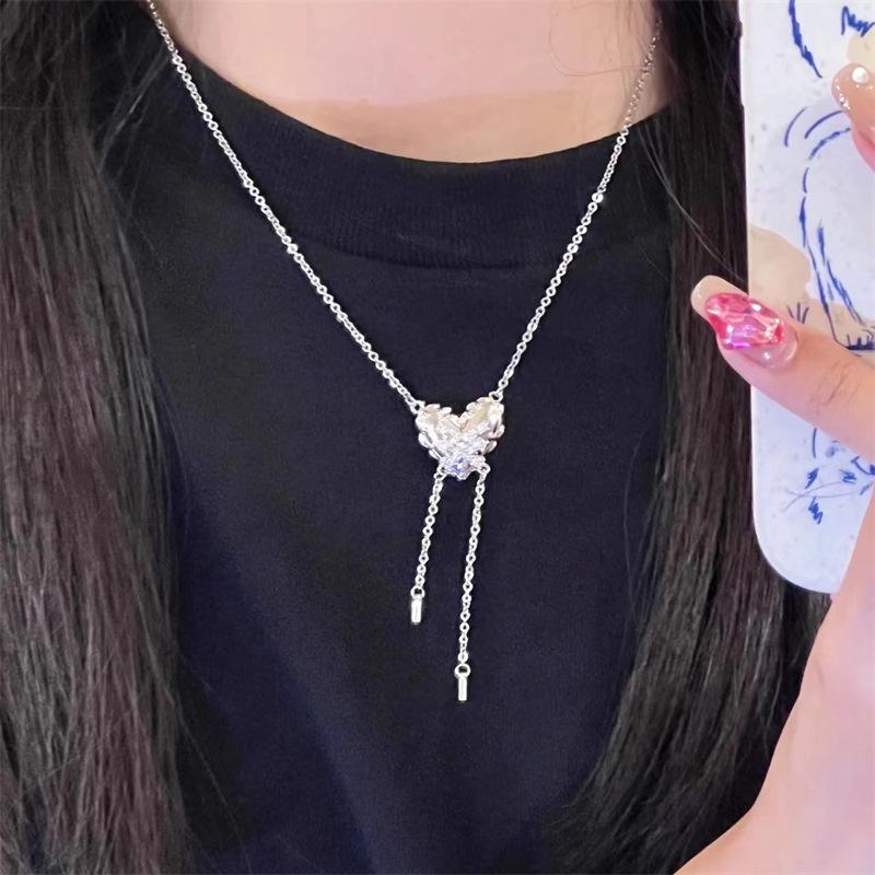 Niche Sweet Spicy Valentine s Necklace: Luxury Fairy Light Heart Tassel Pendant for Women
