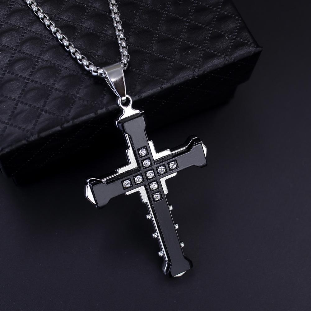2024 Men's Diamond Cross Pendant Necklace - Silver, Gold, & Black Dark Knight Style