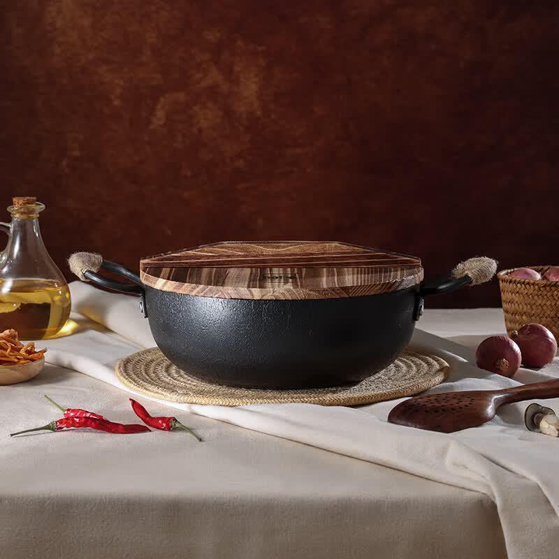Nolte Black Whale Iron Stew Pot