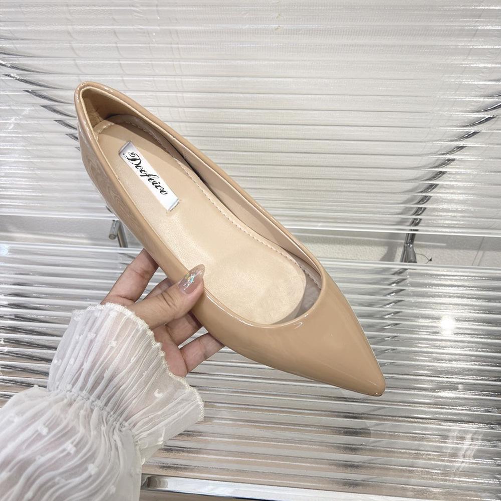 Chic French Peep Toe Low-Cut Women's Shoes, 5cm Hidden Heel, Versatile & Fashionable for Commute.