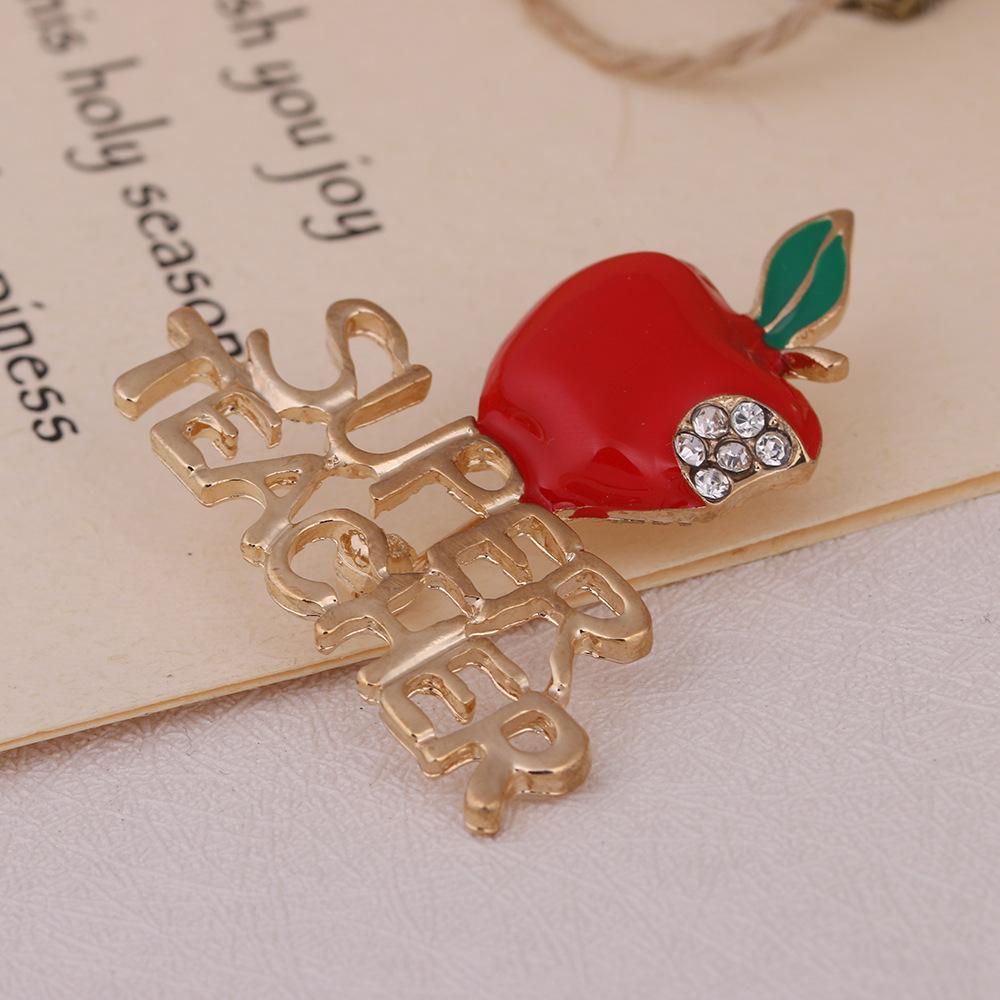 Christmas Vintage Alloy Brooch Premium Light Luxury Clothing Accessories Pin Jewelry Pearl Brooch Clothing