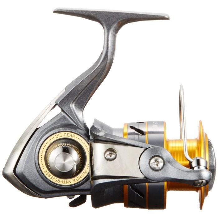 Daiwa World Spin CF 3000 (2017 Model, Gold)