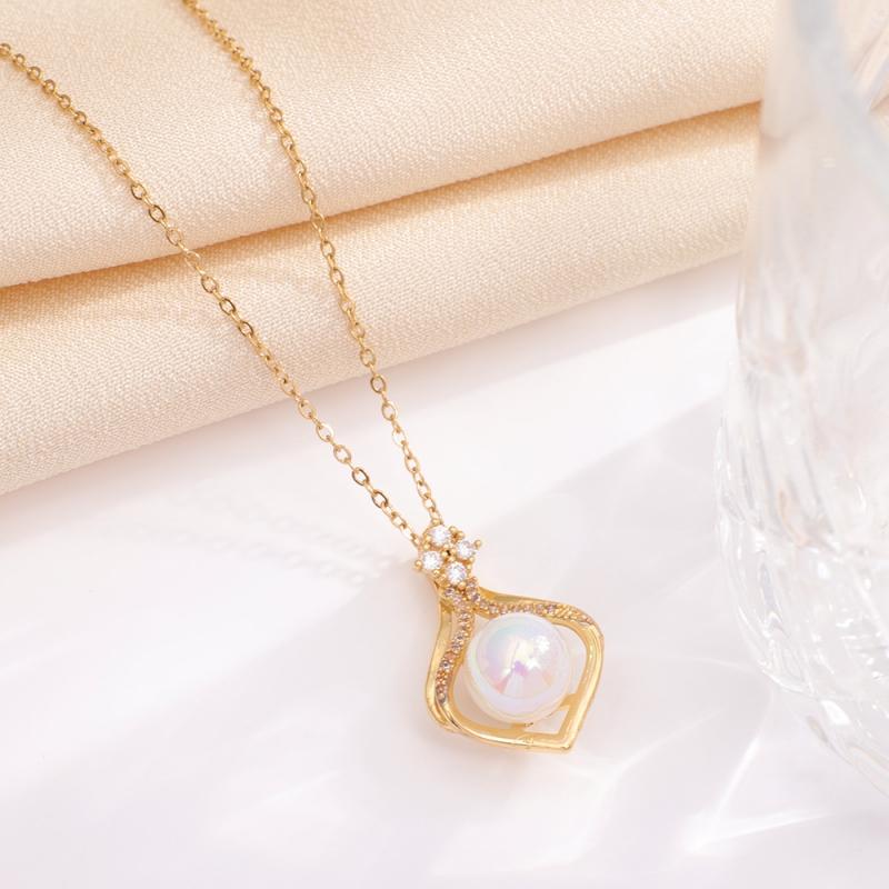 1pcsThe spot new style elegant mermaid necklace collarbone chain temperament woman light luxury high-grade pendant cool wind nec