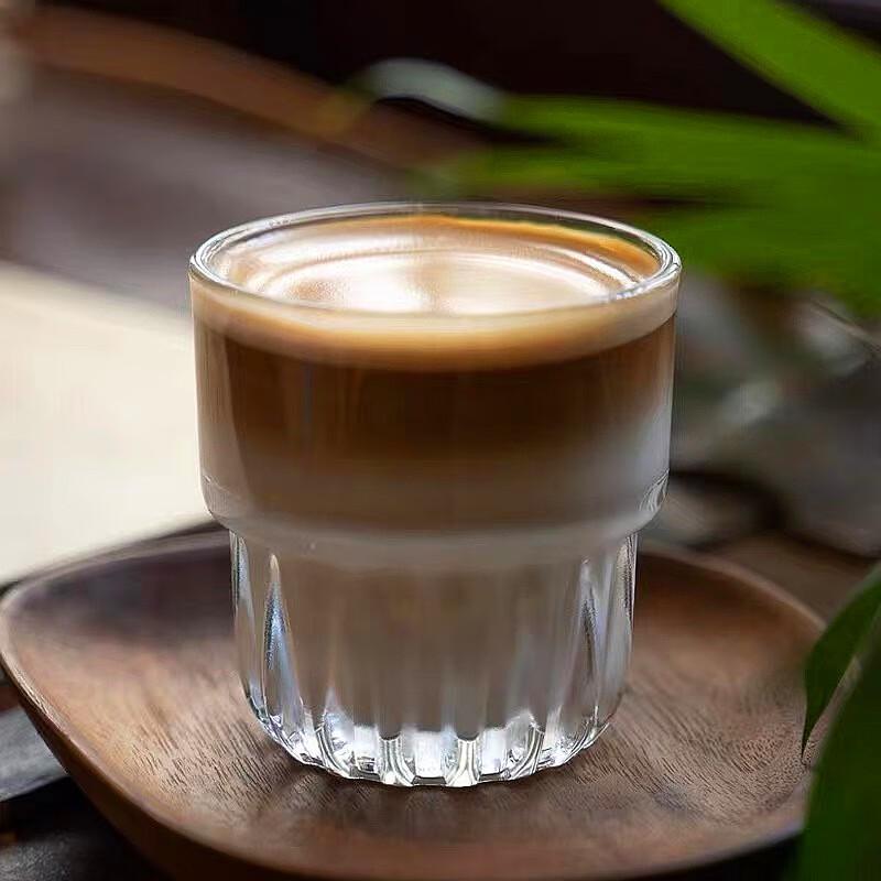 Stapelbare Glas Kaffee- & Getränketassen (9er-Set)
