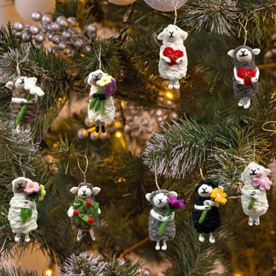 Felt Sheep Ornament Handcrafted Lamb Decoration Fluffy Curly Sheep Hanging Ornament for Xmas Tree Bag Key Chain