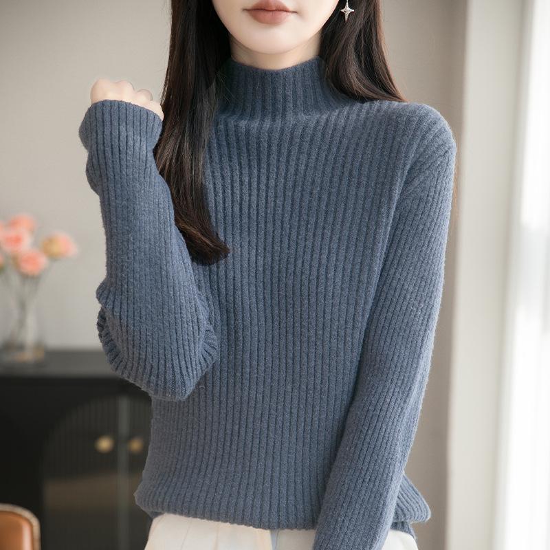 Elegant Solid Color Wool Pullover: Slimming High-Neck Base Layer Sweater