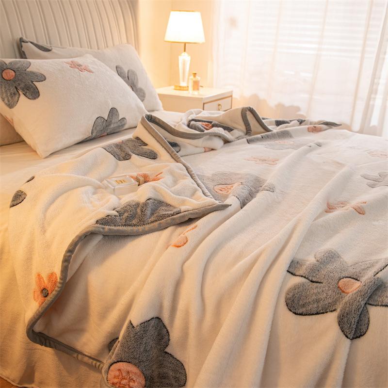 Soft Bed Sheet Cartoon Bear Thickened Winter Warm Blanket Version Bed Cover Queen King Bedspread Home Decor Coverlid 1.8/2m