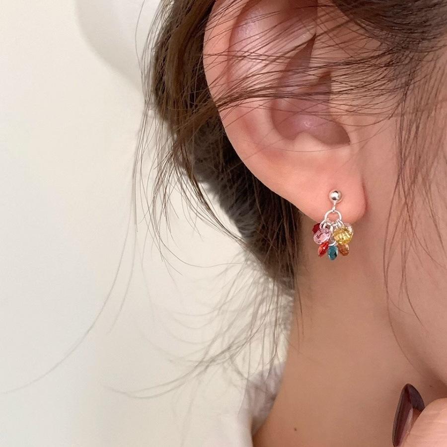 Маленькие серьги-гвоздики с кристаллами свежих цветов для женщин 2025 года, серьги винтажного дизайна