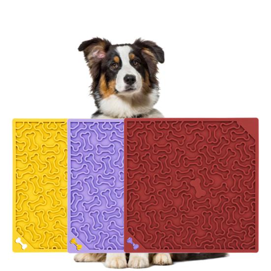 Tapete de alimentação lenta para cães, almofada de silicone para lamber com ventosa, comida para animais de estimação