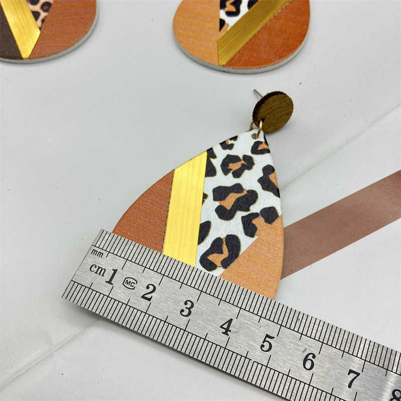Vintage Print Earrings Earrings Exaggerated Leopard Wooden Beach Ear Studs