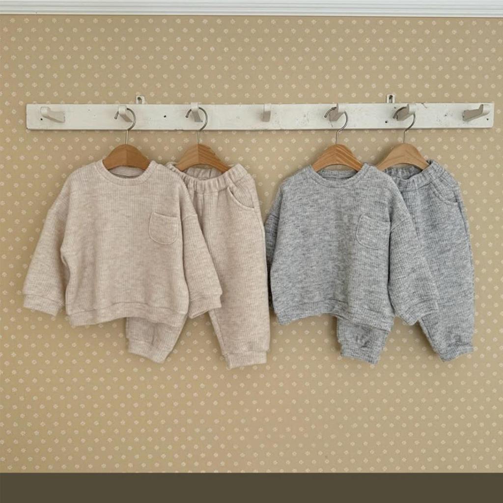 Unisex Korean-Style Casual Sports Set: Loose-Fit Long Sleeve & Pants with Pockets for Kids