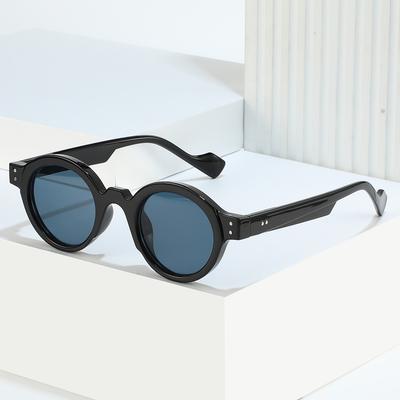 Round Sunglasses Men Punk Double Color Shades UV400 Retro Rivets Decoration Women Trending Sun Glasses Clear Lens Frame