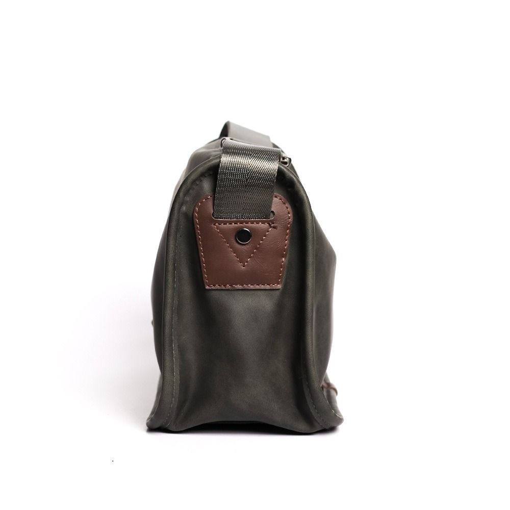 Wear Resistant Male Shoulder Bag Waterproof Single-shoulder Bag  Wear Across The Body